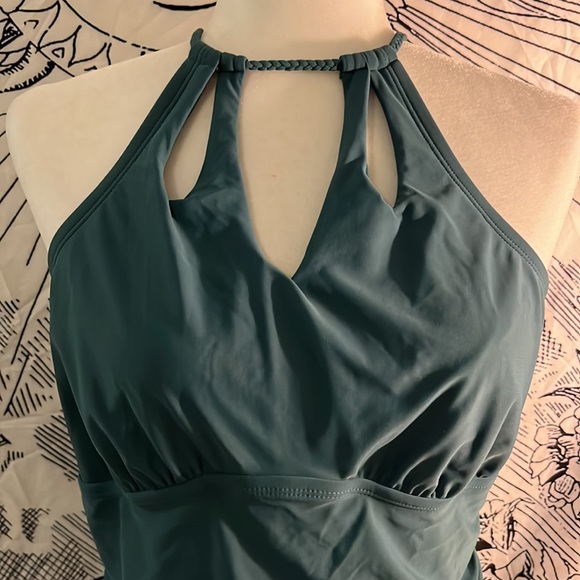 Merona swimsuit - Picture 2 of 7